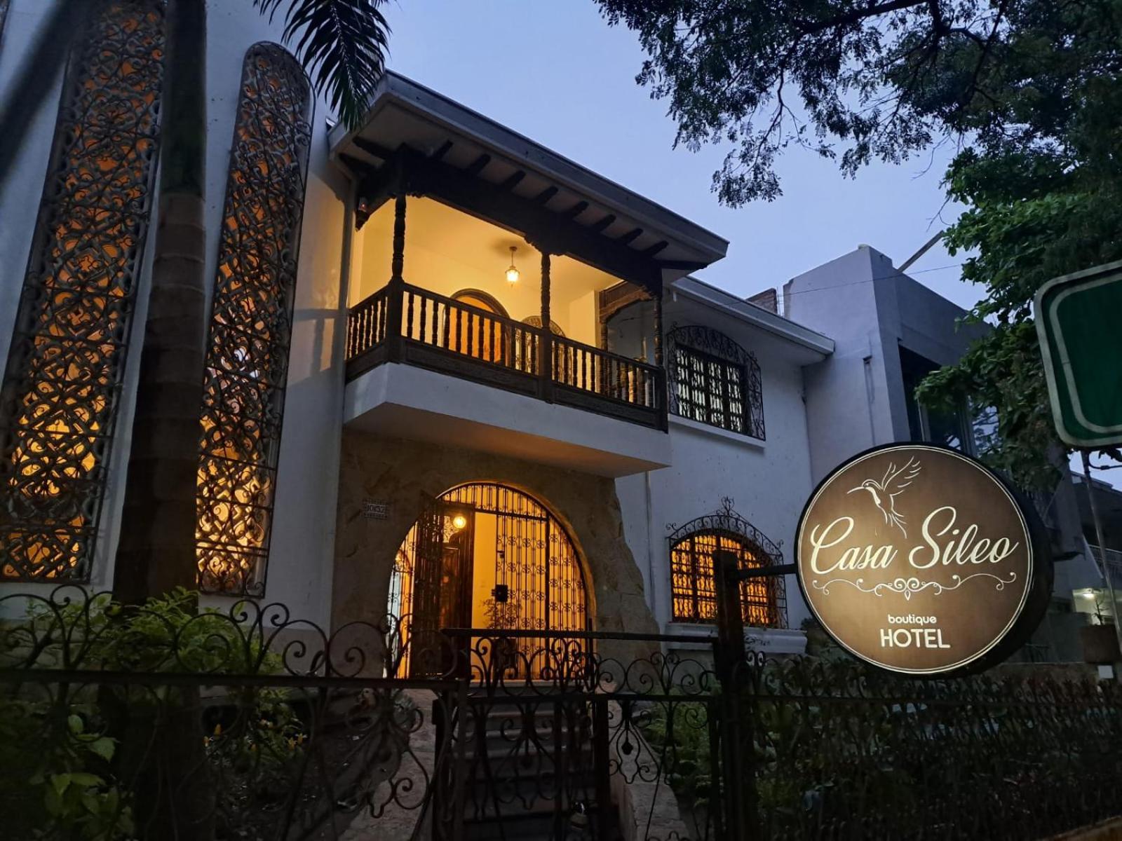Casa Sileo - Boutique Hotel カリ エクステリア 写真